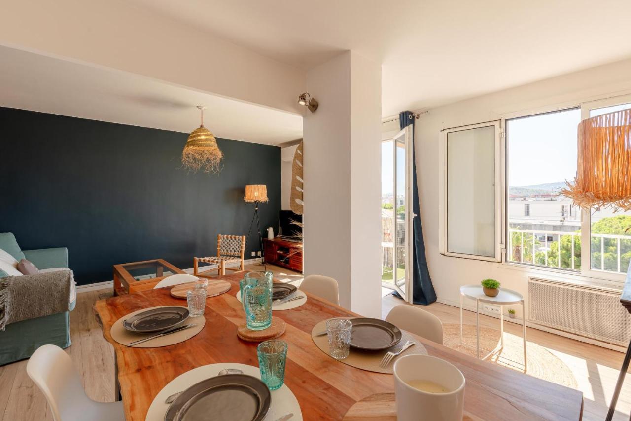 Le Blue Sea - Appt Classe 3 Etoiles A 650M De La Plage Le Lavandou Extérieur photo